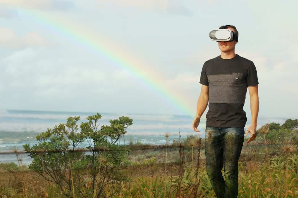 Virtual Reality's Role in Redefining Soft Skills Training 3 Virtual Reality's Role in Redefining Soft Skills Training 2